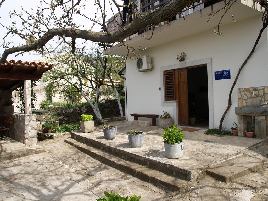 Apartment Pud Oreh Roč 객실 사진